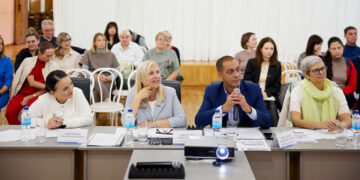 Компания тольяттинского торговца шинами Новицкого попалась на нелегальных гастарбайтерах