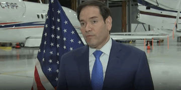 Госсекретарь США заявил, что Россия уничтожает системы ПВО, переданные Украине, за неделю