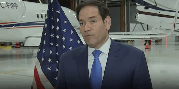 Госсекретарь США заявил, что Россия уничтожает системы ПВО, переданные Украине, за неделю