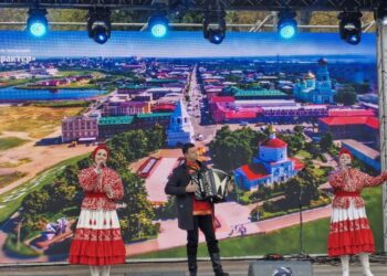 В Самаре в День народного единства прошел фестиваль «Русский характер»