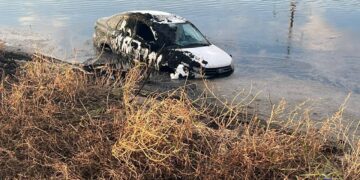 В Самарской области пьяный водитель чуть не утонул в водоеме 