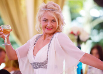 Жена хозяина ФИА-Банка доверила мошенникам активы и драгоценности на сотни миллионов