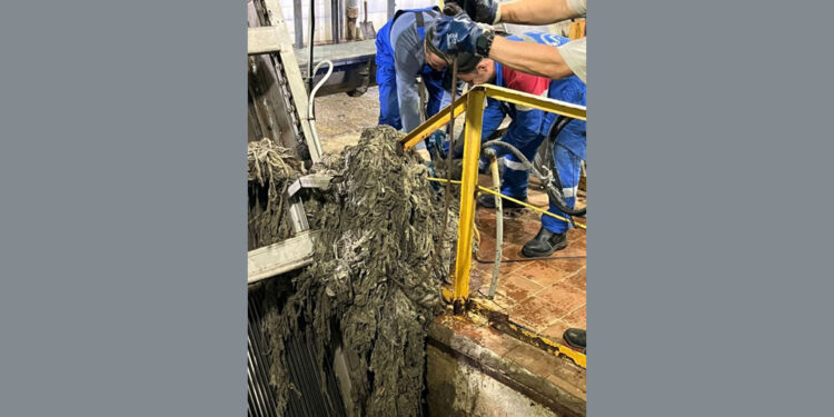 Жители Самары и других российских городов разучились пользоваться канализацией