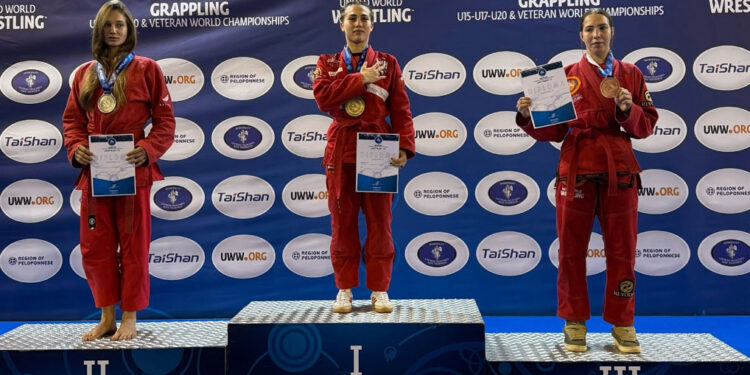 «Искра» из Самары в четвертом туре чемпионата России по волейболу одержала две победы