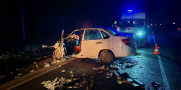 В Самарской области в массовом ДТП погибли два человека, еще трое пострадали