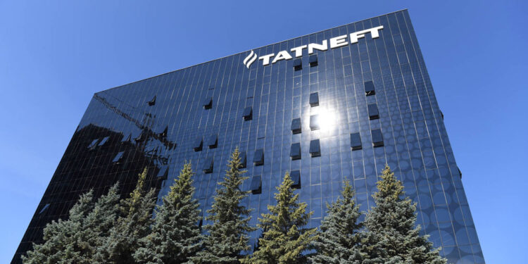 Самарская компания Эдуарда Худайнатова задолжала сотни миллионов структуре «Татнефти»