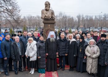 В Самаре открыли памятник святителю Луке Крымскому