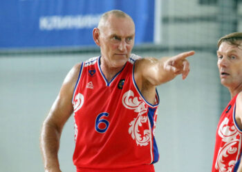 Нового главу самарской баскетбольной федерации бросили побеждать кризис спонсорской поддержки