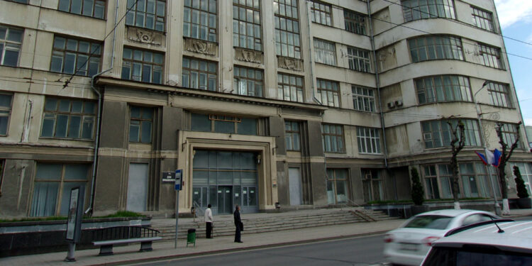 Самарский Дом промышленности снова выставили на продажу, но для узкого круга покупателей