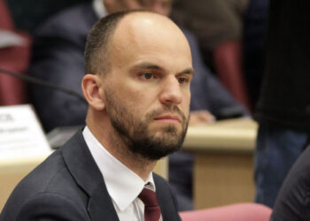 Проект новой схемы округов Самарской губдумы раскритиковали и единороссы, и оппозиция
