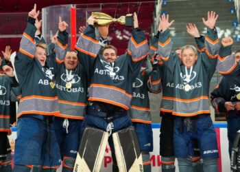 Компании Самарского региона приняли участие в хоккейном турнире на Кубок Сбера