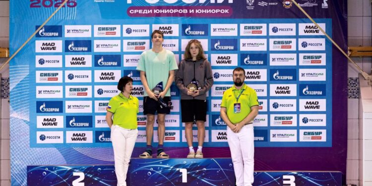 Новокуйбышевская пловчиха Софья Ануфриева стала лучшей среди юниоров России