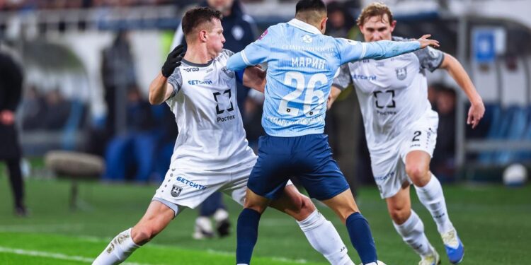 Футболисты «Крыльев Советов» и «Акрона» очков на выезде не набрали