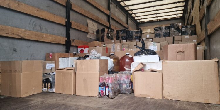 В Самаре уничтожили 1268 литров сомнительного спирта