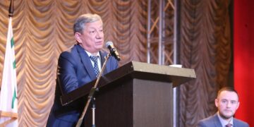 Глава Камышлинского района Самарской области ушел в отставку, сдерживая слезы