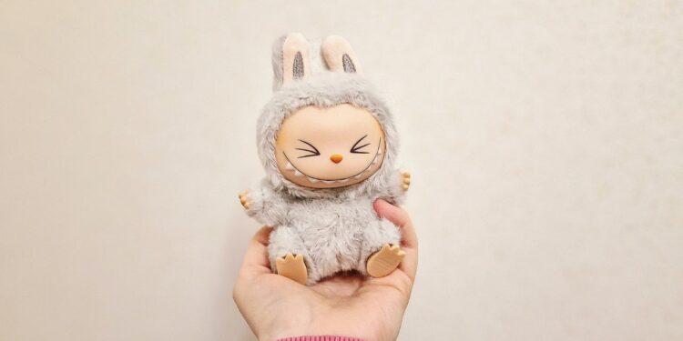 Токсичные монстры: Роскачество обнаружило опасный пластификатор в лабубу