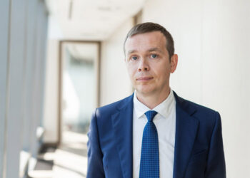 Стратег ВТБ дал рекомендации инвесторам, что успеть сделать до Нового года