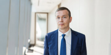 Стратег ВТБ дал рекомендации инвесторам, что успеть сделать до Нового года