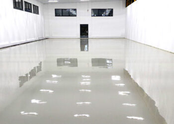 Полиуретановые наливные полы: как выбрать систему и подрядчика под конкретный объект