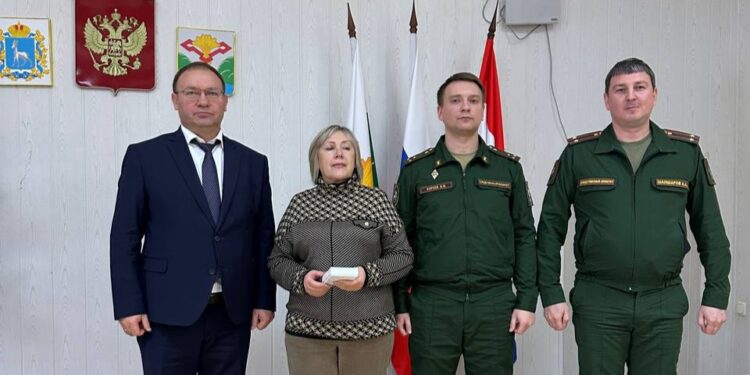 В Самарской области сирота, воюющий в зоне СВО, получил новую квартиру