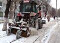 Новокуйбышевский «Новоградсервис» защищает от снега 50 километров городских дорог
