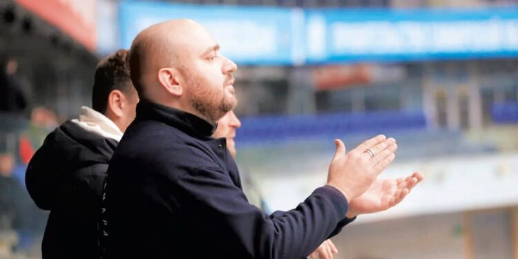 Песня года: Вячеслав Федорищев — «Катя, мы не врали»