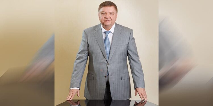 Юбилей года: созидание Симонова