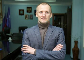 Мобилизация года: Максим Девятов — «Командуют генералы и сержанты»