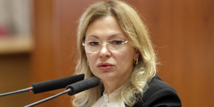 Растущую дыру в казне Самарской области пытаются заткнуть за счет муниципалов