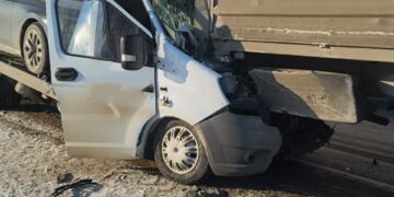 В Самарской области в столкновении КАМАЗа и «Газели» чудом никто не пострадал