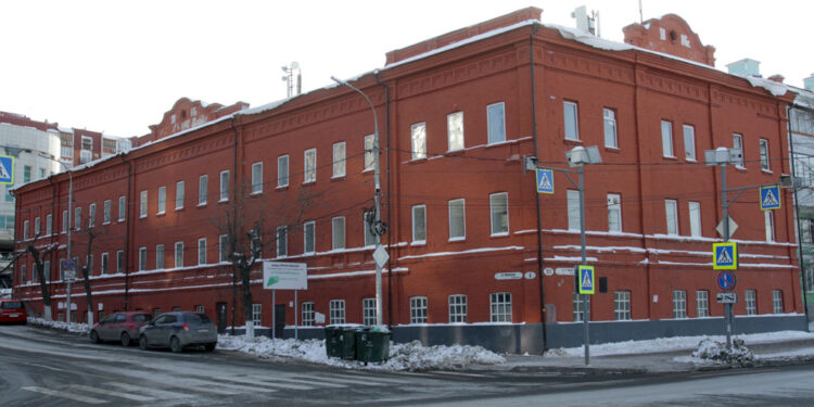 Ульяновские «Ключики-Нефтепродукт» отвоевали у Минобороны самарский исторический объект