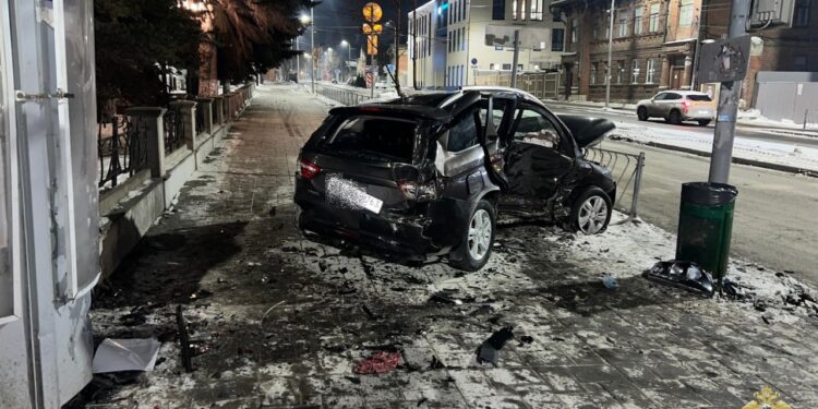 В Самаре в Ленинском районе в ночном ДТП разбились пять человек