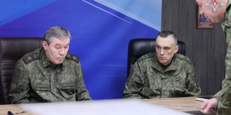 Глава Генштаба Герасимов заявил о наступлении армии России на Запорожье и Славянск