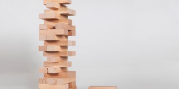 Чехарда года: перетасовка — чем закончится перестройка региональной власти