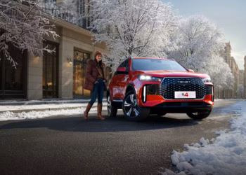 Кроссовер TENET T4 впервые возглавил рейтинг SUV в России, обойдя Haval Jolion