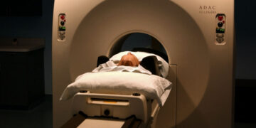 Москвичи надолго заблокировали поставку в кинельскую поликлинику дорогостоящего томографа