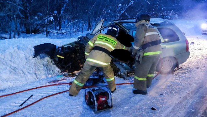 На трассе под Самарой 5 февраля в результате ДТП погибла женщина за рулём LADA