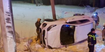 В Самарской области иномарка слетела в кювет: пострадали женщина и ребенок