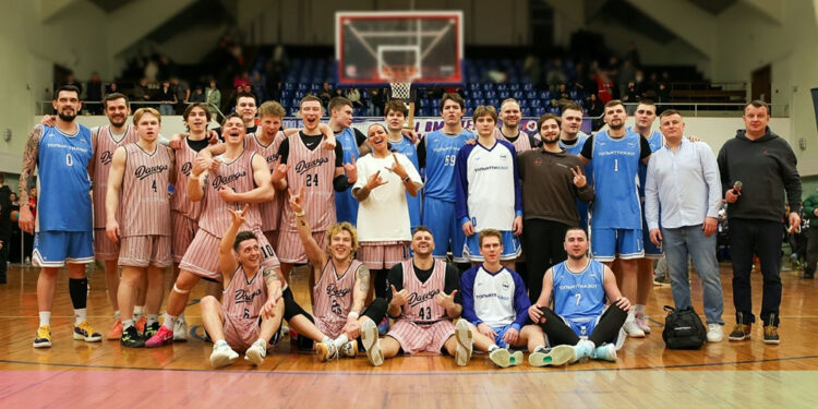 Баскетбольная команда «Тольяттиазот» сыграла с чемпионами лиги Media Basket