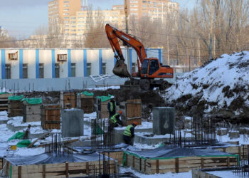 Недостроенный бассейн для самарского вуза отправил в «черный список» трест «Электрощит»