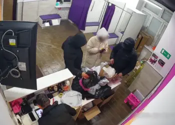 В Тольятти раскрыто хищение ювелирных украшений в пункте выдачи маркетплейса