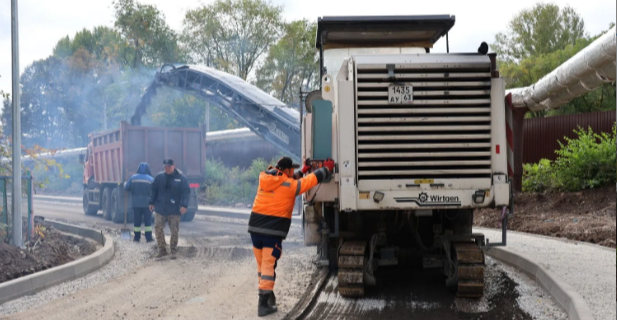 Иван Носков анонсировал ремонт 53 километров самарских дорог и тротуаров в 2026 году