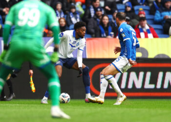 «Крылья Советов» провалились в зону стыков, «Акрон» замыкает топ-10