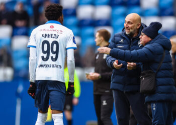 «Крылья Советов» и «Акрон» на двоих пропустили четыре мяча и заработали одно очко