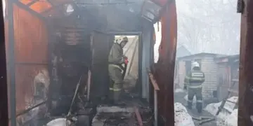 В момент взрыва газа под Самарой загорелись три частных дома, два человека погибли