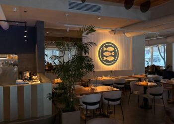 В Самаре после реновации открылся ресторан «Рыбалтика» на проспекте Ленина