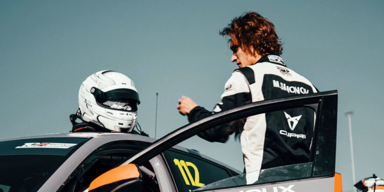 Команда Владислава Коновалова эмоционально уступает соперникам