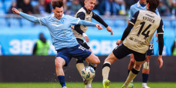 «Крылья Советов» заработали одно очко, «Акрон» попал под «Локомотив»