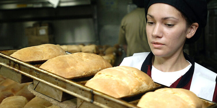 Сбер объявил о старте программы компенсации 50% НДС по торговому эквайрингу