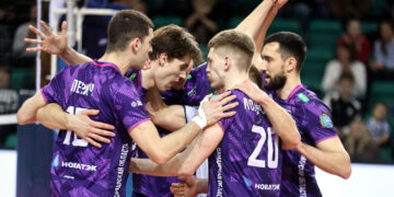 Волейболисты «Новы» записали себе на счет очередной «сухарик»